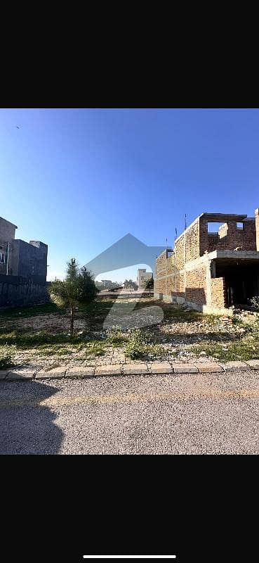 good located plot in behria town phase 8