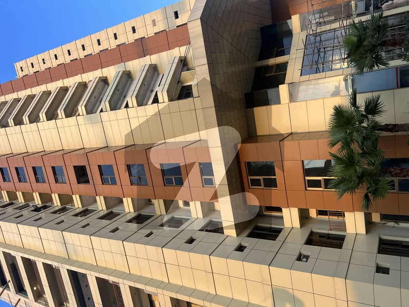 قراقرم گرینز گلبرگ گرینز,گلبرگ,اسلام آباد میں 2 کمروں کا 7 مرلہ فلیٹ 3.0 کروڑ میں برائے فروخت۔