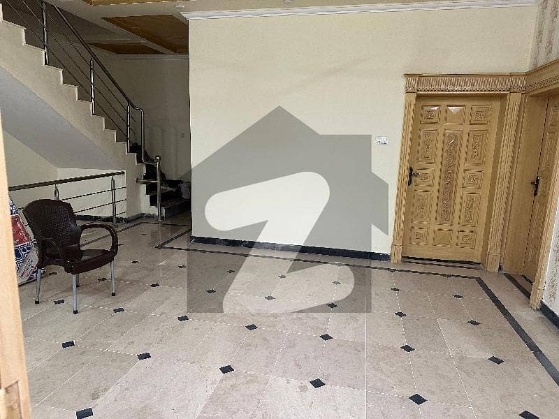 10 Marla Upper Portion Available For Rent 10 Marla Upper Portion Available For Rent