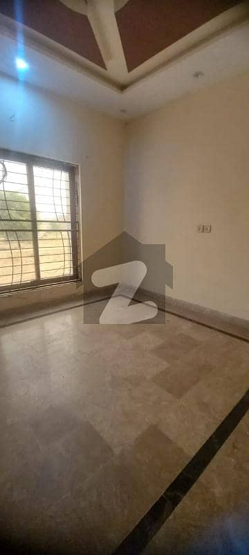 الرحمان گارڈن فیز 2 الرحمان گارڈن,لاہور میں 3 کمروں کا 4 مرلہ مکان 1.45 کروڑ میں برائے فروخت۔