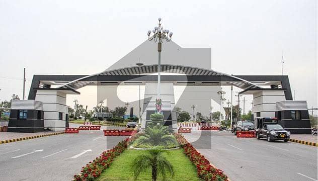 10 Marla House available for rent 10 Marla House available for rent