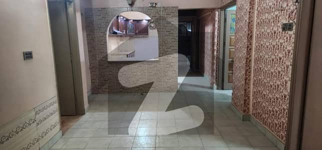 3 BED DRAWING ROOM, T. V LOUNGE FLAT ON SALE