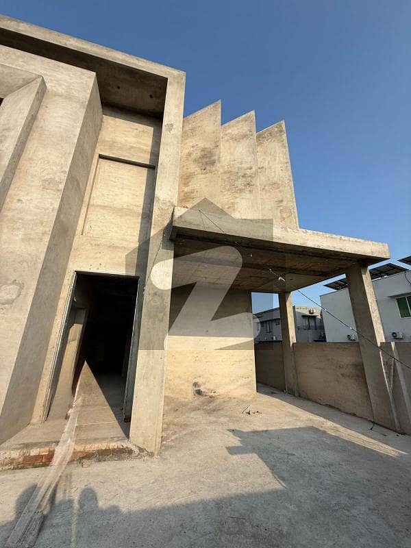 1 KANAL GRAY STRUCTURE HOUSE FOR SALE 1 KANAL GRAY STRUCTURE HOUSE FOR SALE