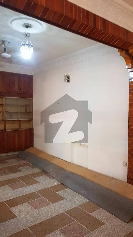 F-8 Prime Location Old House 666 Square Yards F-8 Prime Location Old House 666 Square Yards