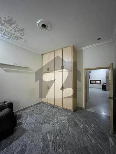 10 Marla Single Storey House Available For SALE On 50 Feet Road D Block 10 Marla Single Storey House Available For SALE On 50 Feet Road D Block