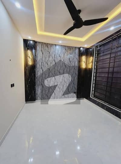 5 Marla Modern House For Sale In Park View City Lahore Prime Location