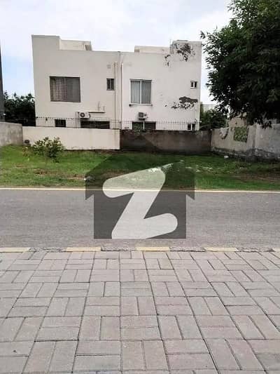 5 Marla Top Location Plot No- Block D Phase 9 Town DHA Lahore For Urgent Sale