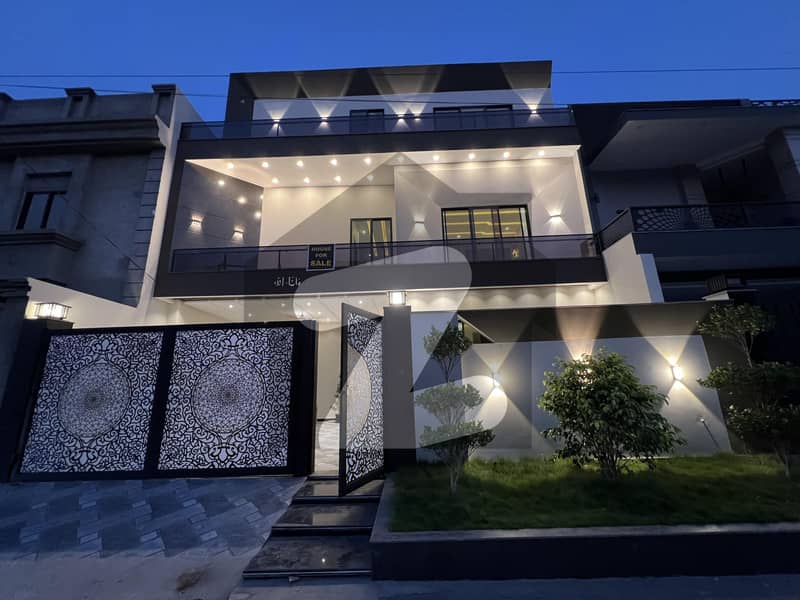 10 Marla Fresh House For Sale