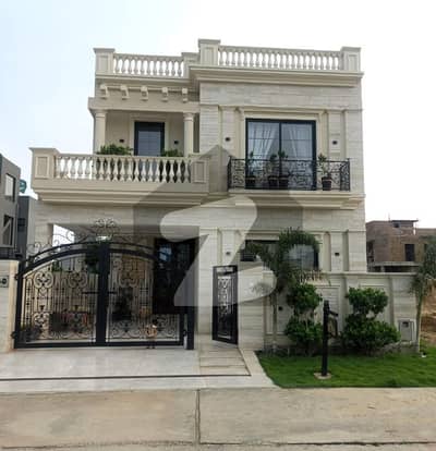5 Marla Luxurious Bungalow For Rent In DHA Phase 9 Town Lahore