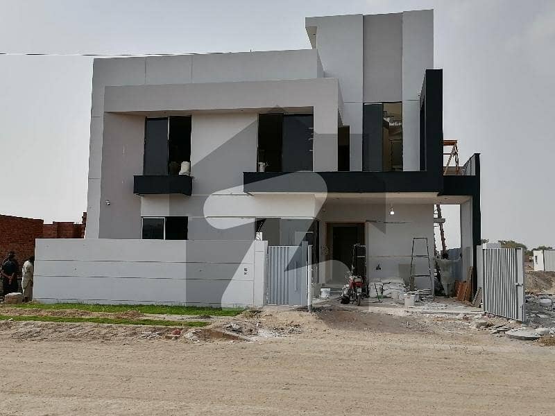 10 Marla House In Only Rs. 36000000 10 Marla House In Only Rs. 36000000