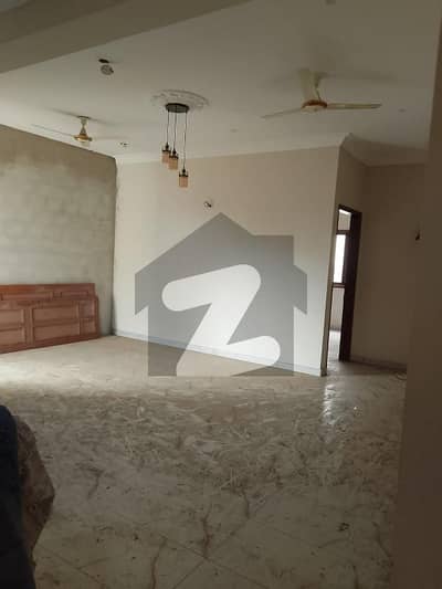 500 Square Yards House In Central DHA Phase 7 For rent