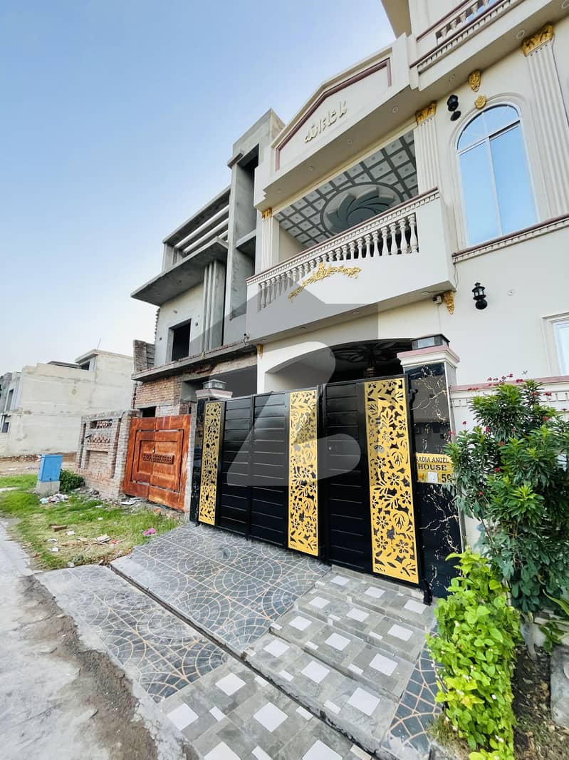 ڈریم گارڈن پرانا شجاع آباد روڈ,ملتان میں 5 کمروں کا 5 مرلہ مکان 1.9 کروڑ میں برائے فروخت۔