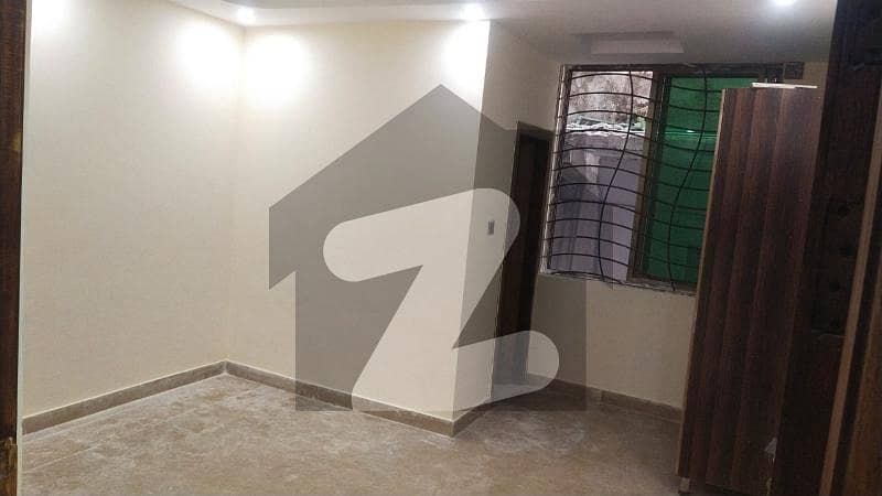 سیٹیلائیٹ ٹاؤن - بلاک اے سیٹیلائیٹ ٹاؤن,راولپنڈی میں 2 کمروں کا 4 مرلہ فلیٹ 75.0 ہزار میں کرایہ پر دستیاب ہے۔