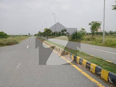 ڈی ایچ اے فیز9 پریزم - بلاک ایف ڈی ایچ اے فیز9 پریزم,ڈی ایچ اے ڈیفینس,لاہور میں 1 کنال رہائشی پلاٹ 2.7 کروڑ میں برائے فروخت۔ ڈی ایچ اے فیز9 پریزم - بلاک ایف ڈی ایچ اے فیز9 پریزم,ڈی ایچ اے ڈیفینس,لاہور میں 1 کنال رہائشی پلاٹ 2.7 کروڑ میں برائے فروخت۔