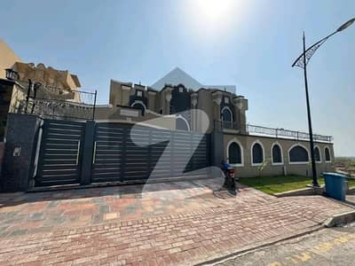 بحریہ انکلیو - سیکٹر سی بحریہ انکلیو,بحریہ ٹاؤن,اسلام آباد میں 10 کمروں کا 2 کنال مکان 10.0 لاکھ میں کرایہ پر دستیاب ہے۔