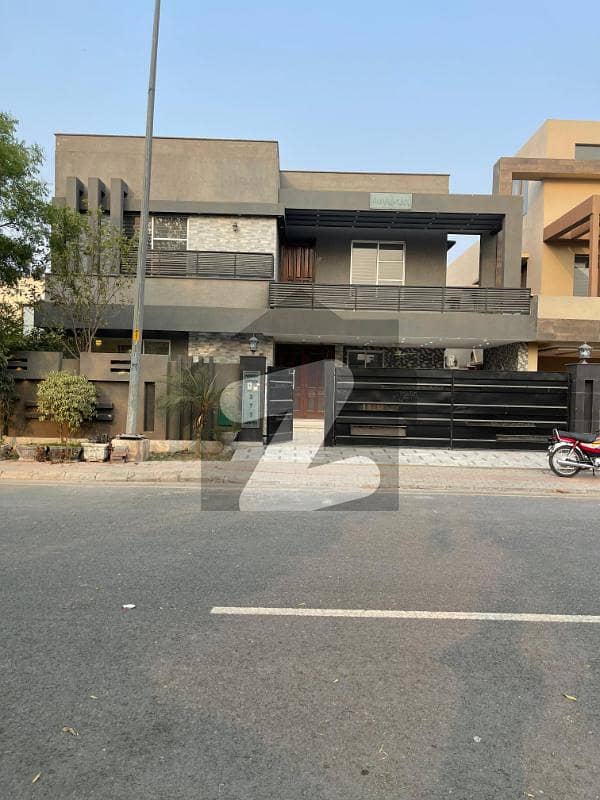 1 Kanal House Slightly For Sale Janiper Block Bahria Town Lahore 1 Kanal House Slightly For Sale Janiper Block Bahria Town Lahore