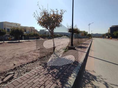 Sector N 8 Marla Plot For Sale in Bahria Enclave Islamabad