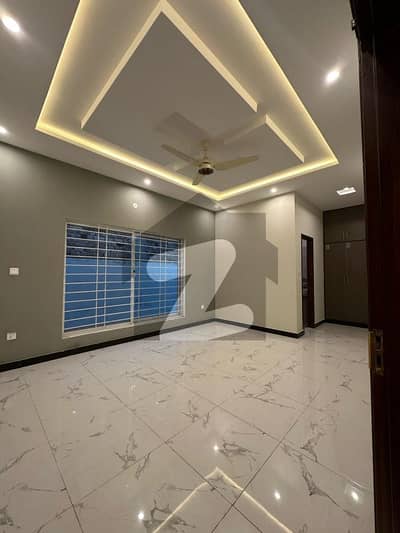 10 Marla House Double Storey Available Very Prim Location Luxury Modern Stylish Designer House