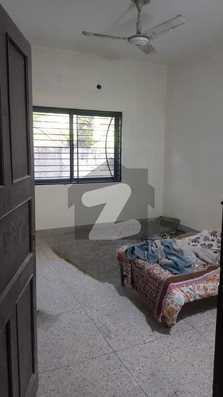 BEAUTIFUL HOUSE AVAILABLE FOR RENT, G-10/4, ISLMABAD BEAUTIFUL HOUSE AVAILABLE FOR RENT, G-10/4, ISLMABAD