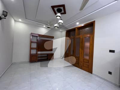 30/60 Full House available for Rent in G13/2