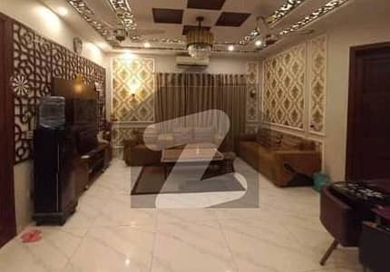 بحریہ ٹاؤن سیکٹر ای بحریہ ٹاؤن,لاہور میں 3 کمروں کا 5 مرلہ مکان 2.2 کروڑ میں برائے فروخت۔