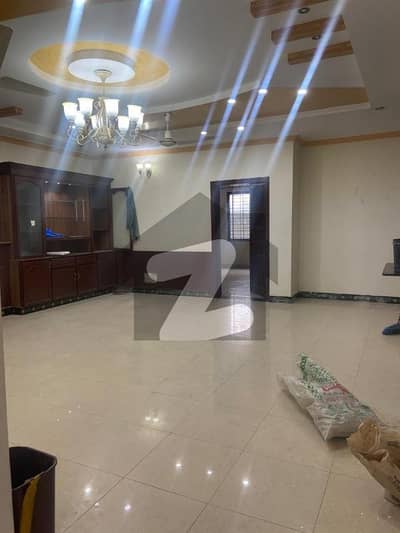 10 Marla (35x70) Beautiful Ground floor Available For Rent In G-13/3 Islamabad