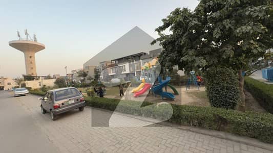 GOLDEN OPPORTUNITY FOR INVESTORS TO BUY 3 MARLA PLOT