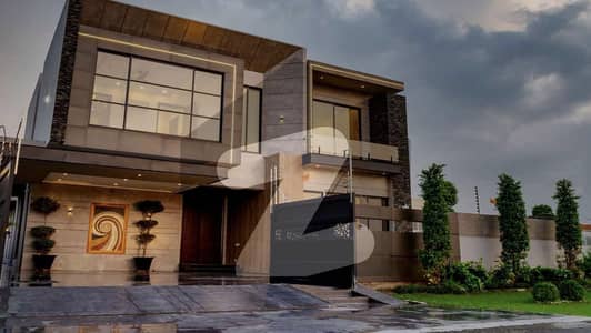 DHA PHASE 7 | 6 BEDROOM BEAUTIFUL BUNGLOW | NEAR DHA FAIRWAYS | DOUBLE UNIT HOUSE