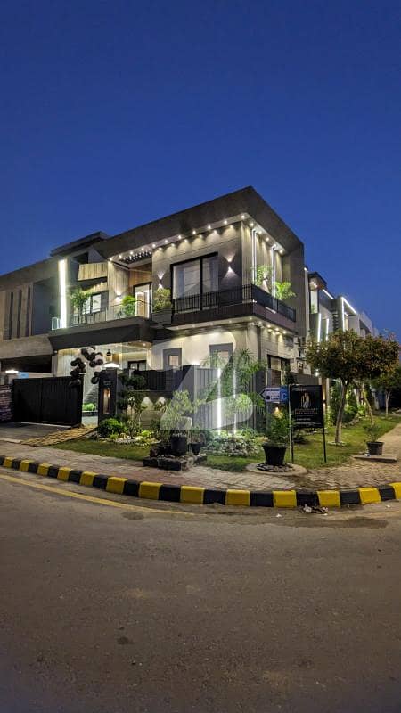 10 Marla Elegant Corner Semi Furnished House For Sale In Royal Orchard Multan . 10 Marla Elegant Corner Semi Furnished House For Sale In Royal Orchard Multan .