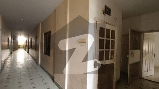 Centrally Located West Open Flat For sale In Gulistan-e-Jauhar - Block 13 Available