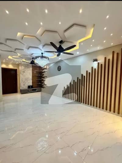 10 MARLA BRAND NEW DESIGNER HOUSE FOR RENT