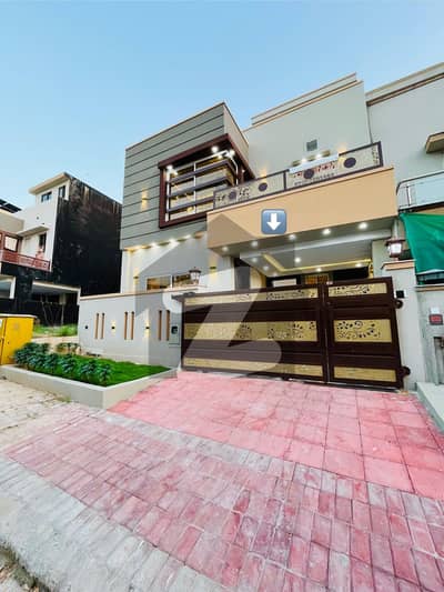 5 MARLA DOUBLE UNIT DESIGNER HOUSE FOR SALE in Bahria Town Phase 8