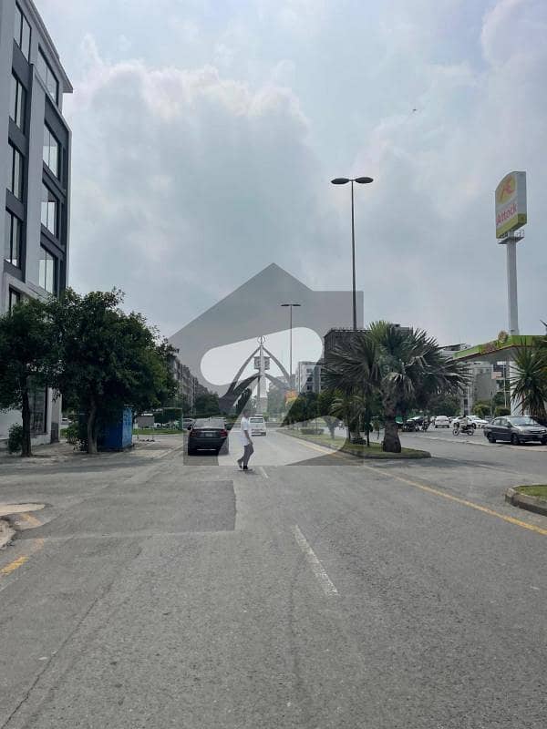 10 MARLA FIRST FLOOR AVAILABLE FOR RENT 10 MARLA FIRST FLOOR AVAILABLE FOR RENT