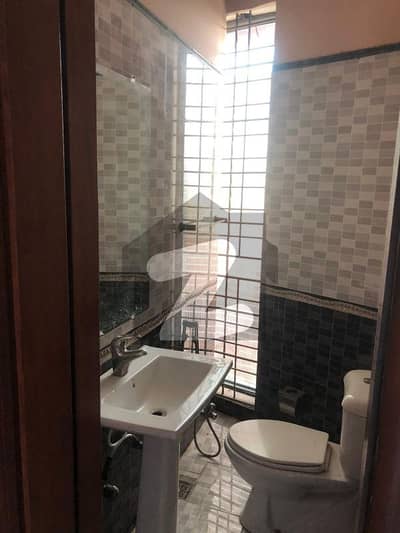 Wapda Town House For Rent 10 Marla