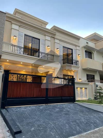 Brand New Designer House Available For Sale In G-13/2