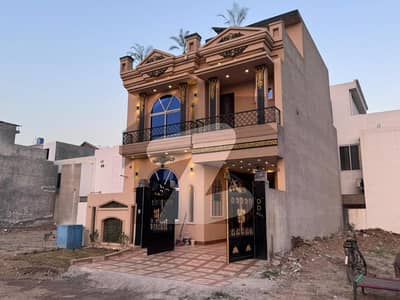 سٹی ہاؤسنگ سوسائٹی گوجرانوالہ میں 4 کمروں کا 5 مرلہ مکان 1.9 کروڑ میں برائے فروخت۔