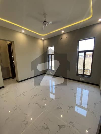 Bahria Town Phase 8 Rawalpindi Ali Block 7 Marla Upper Portion Brand New First Shifting 3 Bedroom Attach Washroom With TV Lunch Kitchen Near AQ Khan School Hub Commercial Musjid For Available