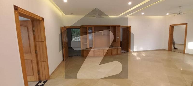 3bedroom With Attached Bathroom Drawing Room Dining Room TV Lounge Kitchen