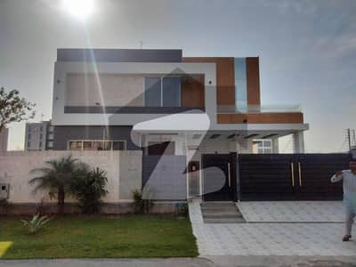 One Kanal Slightly Used Bungalow For Rent DHA Phase 4 Lahore