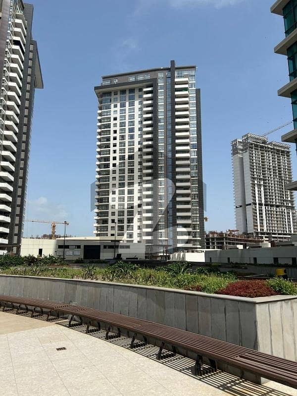 Emaar-Reef Tower 3-Bed Apartment For Sale Higher Floor Emaar-Reef Tower 3-Bed Apartment For Sale Higher Floor