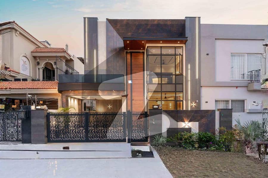 Dha 9 Town 5 Marla Best Location Near Park & Commercial House For Sale Dha 9 Town 5 Marla Best Location Near Park & Commercial House For Sale