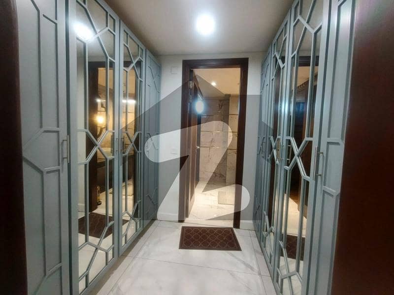 2500 Square Feet Flat In Civil Lines Is Best Option