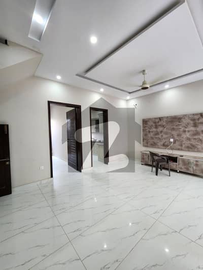 1 kanal upper portion for rent