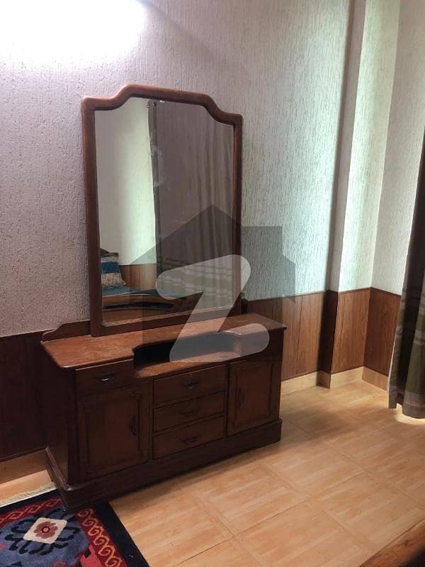 2 Bathroom 2 Bathroom TV Launch 1 St Floor 2 Bathroom 2 Bathroom TV Launch 1 St Floor