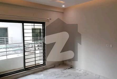 10 Marla 3 Bedrooms Brand New Apartment Available For Rent