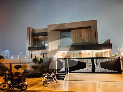 1 Kanal Modern House for Rent in DHA Phase 7, U Block Near to Commercial