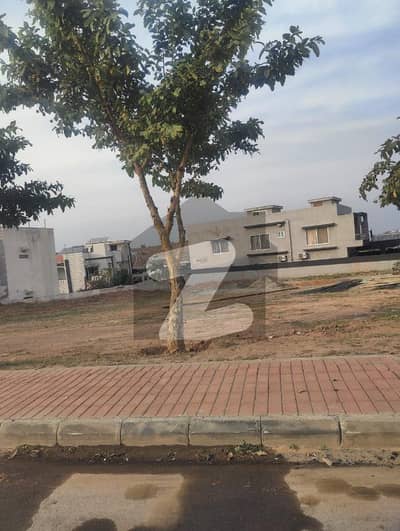 ڈی ایچ اے ڈیفینس فیز 2 ڈی ایچ اے ڈیفینس,اسلام آباد میں 1 کنال رہائشی پلاٹ 5.35 کروڑ میں برائے فروخت۔