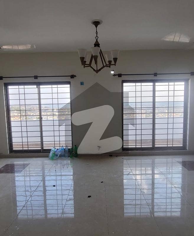 Spacious Gr Floor Flat In Gated Community With Amenities Spacious Gr Floor Flat In Gated Community With Amenities