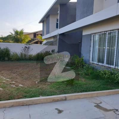 ایف ۔ 11 اسلام آباد میں 5 کمروں کا 1 کنال مکان 15.5 کروڑ میں برائے فروخت۔