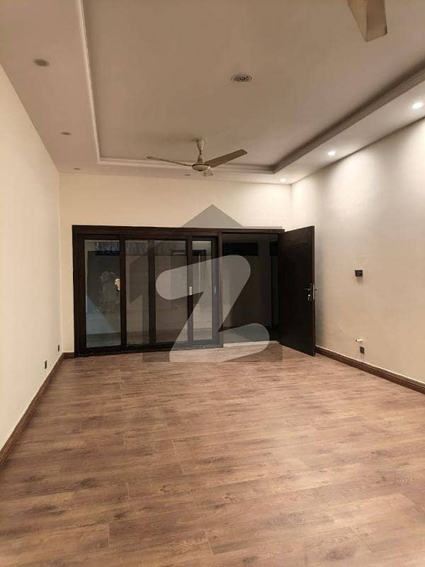 ایف ۔ 10 اسلام آباد میں 8 کمروں کا 1 کنال مکان 6.75 لاکھ میں کرایہ پر دستیاب ہے۔ ایف ۔ 10 اسلام آباد میں 8 کمروں کا 1 کنال مکان 6.75 لاکھ میں کرایہ پر دستیاب ہے۔